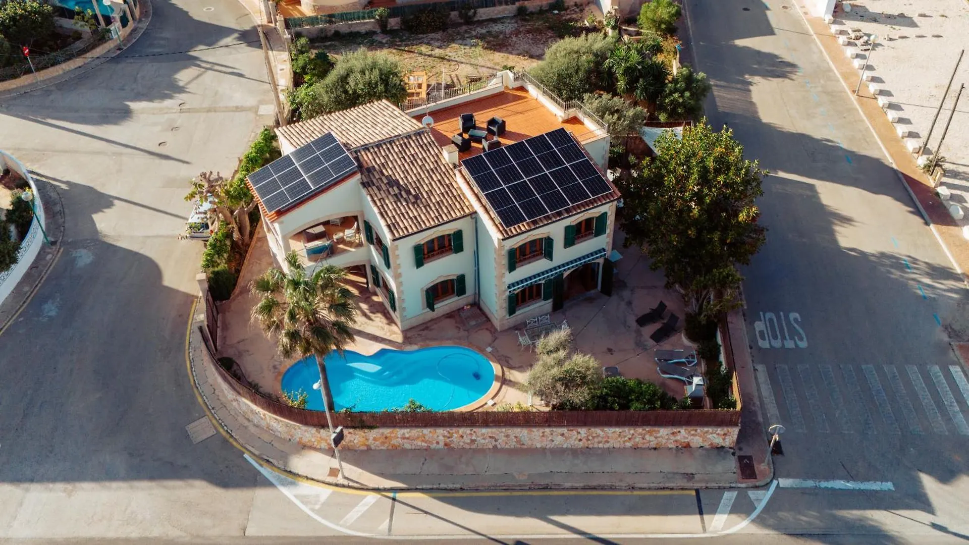Apartment Mallorca Finca Haus Mit Pool Direkt Am Meer Es Trenc, Bootstour Moeglich Sa Rapita Spain